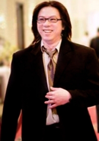 &Ocirc;ng Mike L&ecirc; Duy Trường Linh